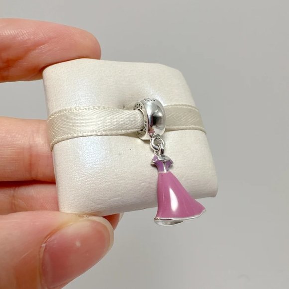 Authentic Pandora Disney Rapunzel's Dress Charm - Picture 2 of 4